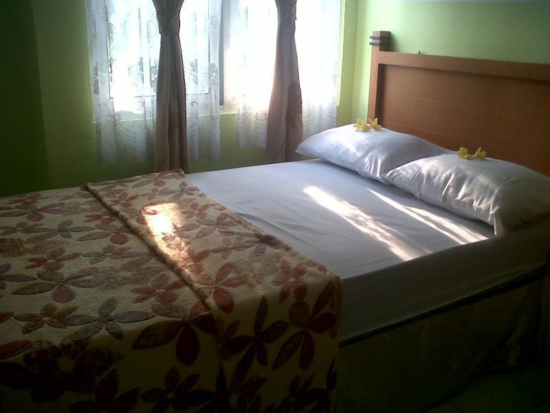 Wening Griya Guest House Jatingaleh Buitenkant foto